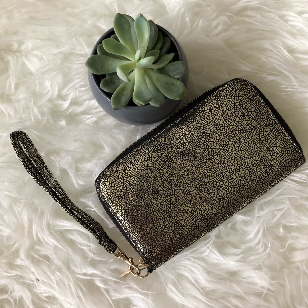 🛑 GOLD & BLACK WRISTLET 🖤